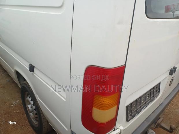 Volkswagen LT 2000 Beige · Photo 6