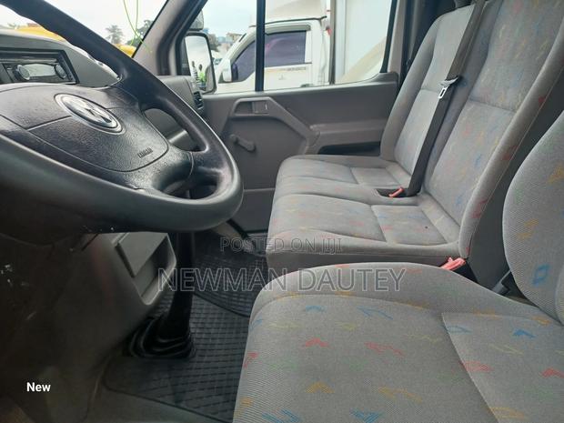 Volkswagen LT 2000 Beige · Photo 7
