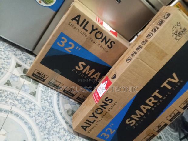 Let's Go of Boredom With Ailyons Smarr · Photo 2