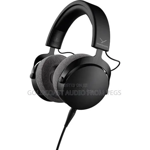 Beyerdynamic Dt 700 Pro X Closed-Back Studio Headphones · Photo 1