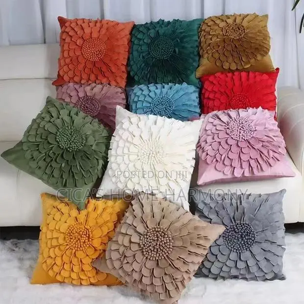 Heavy Designer Throw Pillows · Photo 1