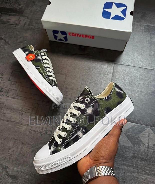 All Stars Converse Low Unisex Sneaker · Photo 1