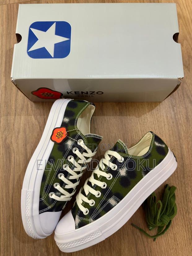 All Stars Converse Low Unisex Sneaker · Photo 2