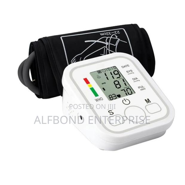 Fully Automatic Arm Style Electronic Blood Pressure Monitor · Photo 1