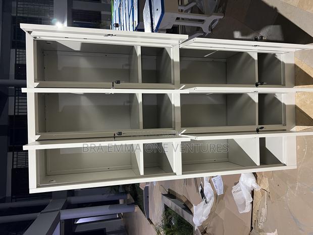 6 Doors Metal Cabinet · Photo 3