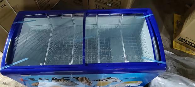Legacy 215l Ice Cream Freezer| Showcase For Stores| Pub| Restaurants · Photo 2