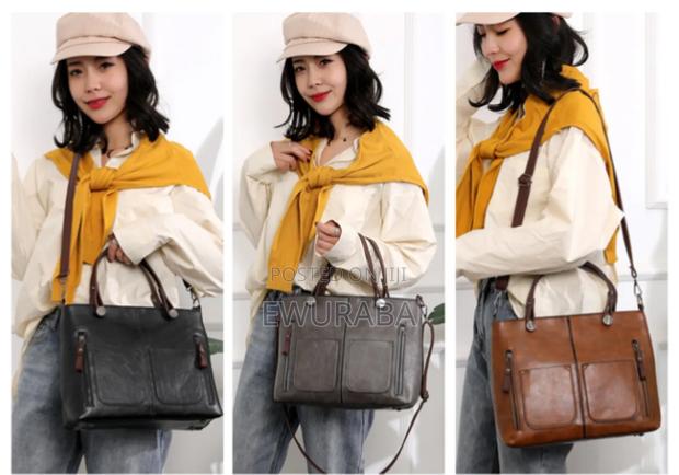 Highly Trending Ladies Handbag · Photo 1
