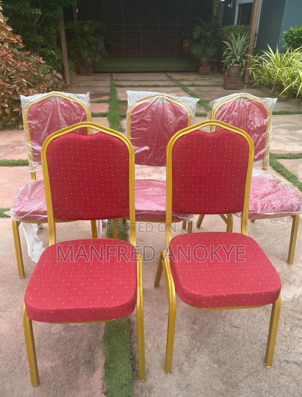Comfortable Royal/ Conference Chairs · Photo 2