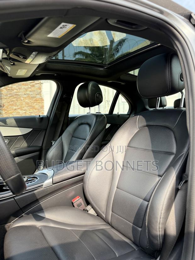Mercedes-Benz C300 2020 Gray · Photo 6