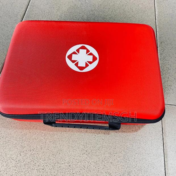 Multfunction Emergency Survival First Aid Kit Box · Photo 6