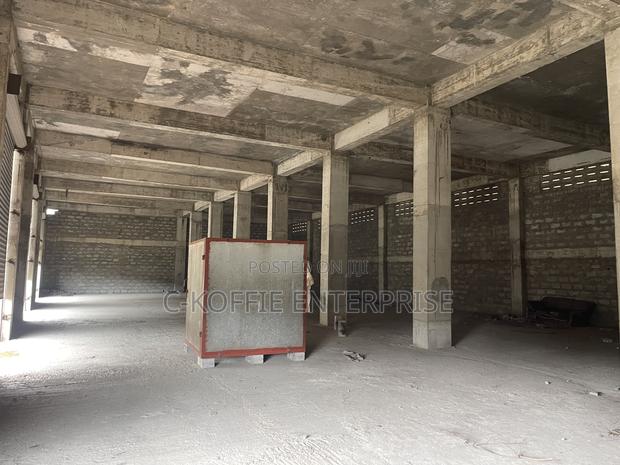 750 Am Warehouse at North Kaneshie Industrial Area 4 Rent · Photo 3
