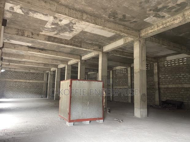 750 Am Warehouse at North Kaneshie Industrial Area 4 Rent · Photo 1