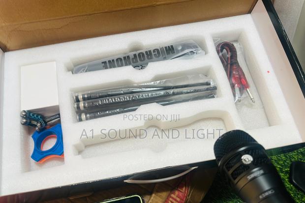 Shure Ad4d Axient Digital Wireless Microphone Set · Photo 4