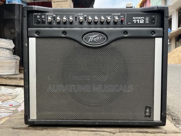 Peavey Bandit 112 Guitar Combo · Photo 1