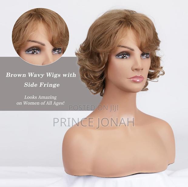 Bestung Brown Short Curly Wavy Hair Wig for Women · Photo 4