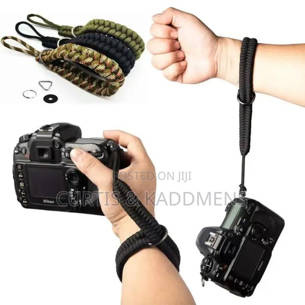DSLR/Mirrorless Camera Beaded Wrist Strap · Photo 1