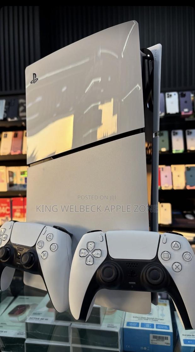 Ps5 Slim 1tb With Games · Photo 1