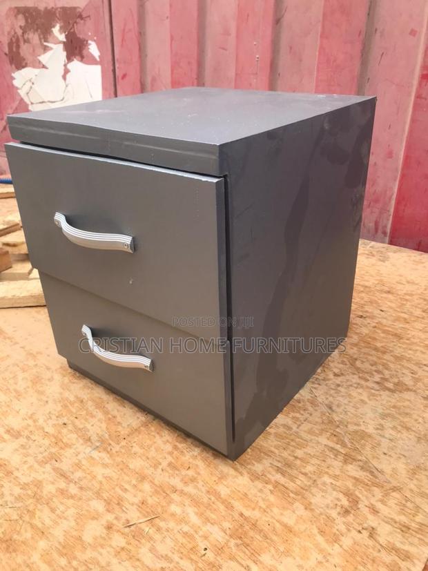 Bed Side Locker Available · Photo 1