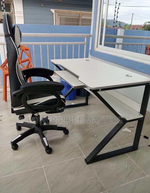 Gaming Table With Tray and Gaming Chair · Photo 1
