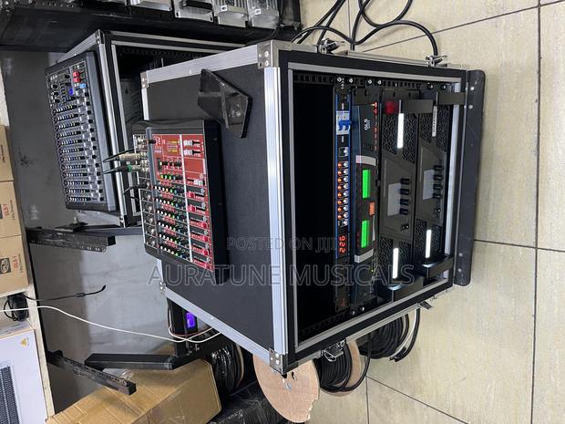 Full Set of Speakers and Amplifier · Photo 5