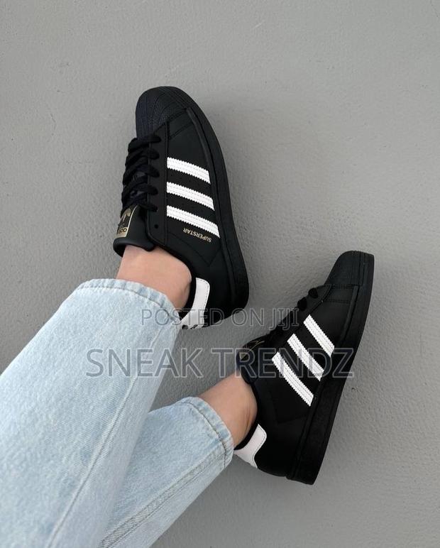 Original Adidas Superstar Black · Photo 2