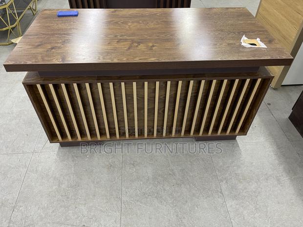 Office/Home Desk With Drawers · Photo 1