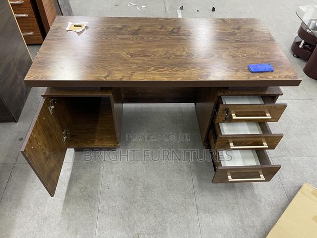 Office/Home Desk With Drawers · Photo 2