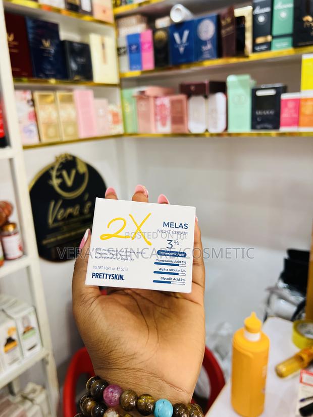 Pretty Skin Mela Night Cream · Photo 1