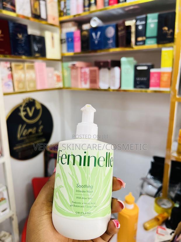 Feminelle Intimate Wash · Photo 2