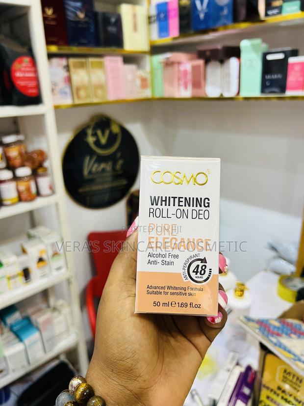 Cosmo Whitening Roll On · Photo 4