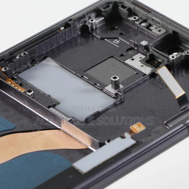Samsung Galaxy S22 Ultra Phone Screen · Photo 4