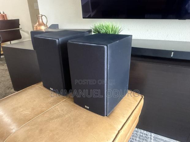 Elac B6 Bookshelf Speakers Elac 2.0 Center Speaker · Photo 3