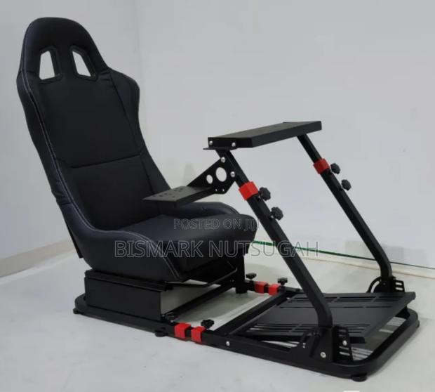 Racing Simulator Cockpit Seat And Stand · Photo 1