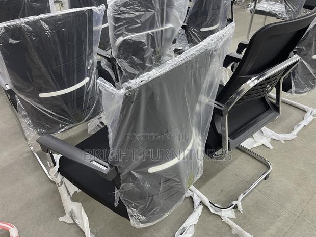 Office Chair/Visitors Chair · Photo 4