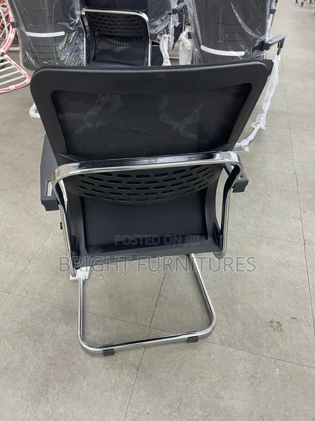 Quality Office/Conference Chair · Photo 3
