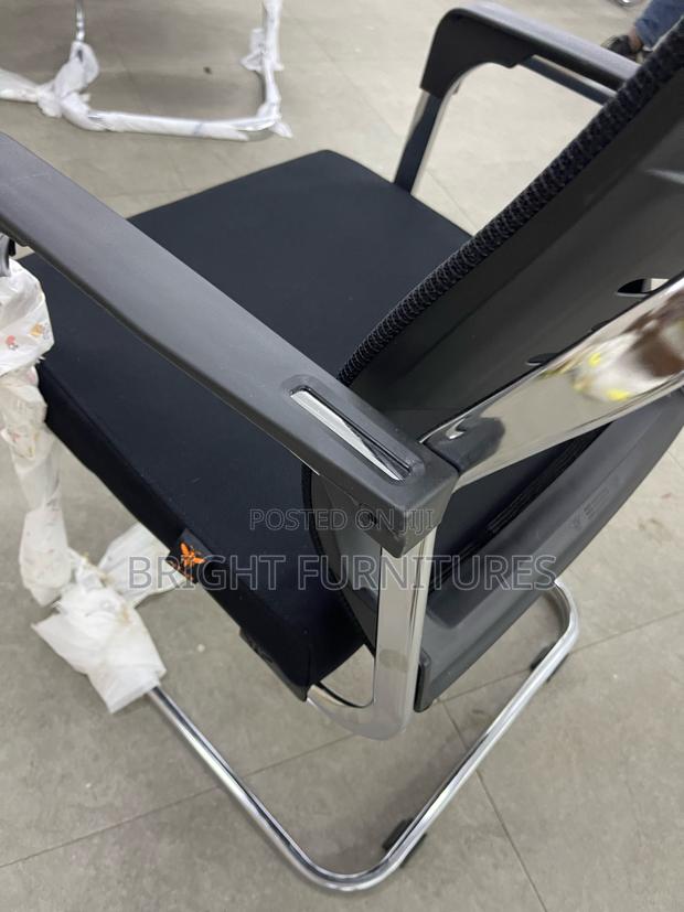 Quality Office/Conference Chair · Photo 4