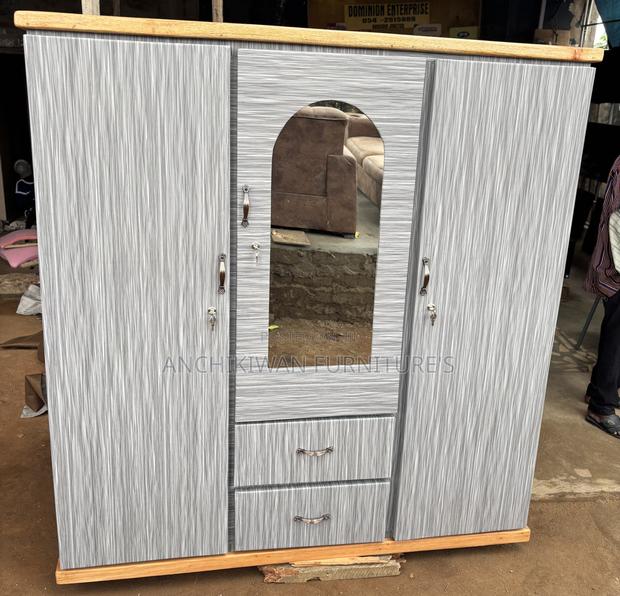 Hites Wadrobe ( Cash on Delivery) · Photo 1