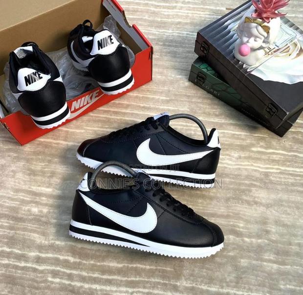 Nike Cortez · Photo 1