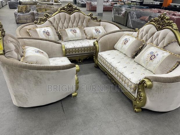 Royal Sofa 6 Seater( Imported) · Photo 2