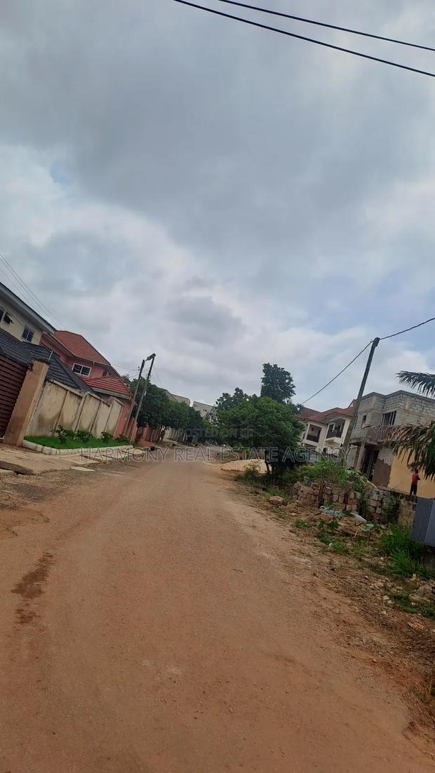 5bdrm House in Achimota for sale · Photo 4