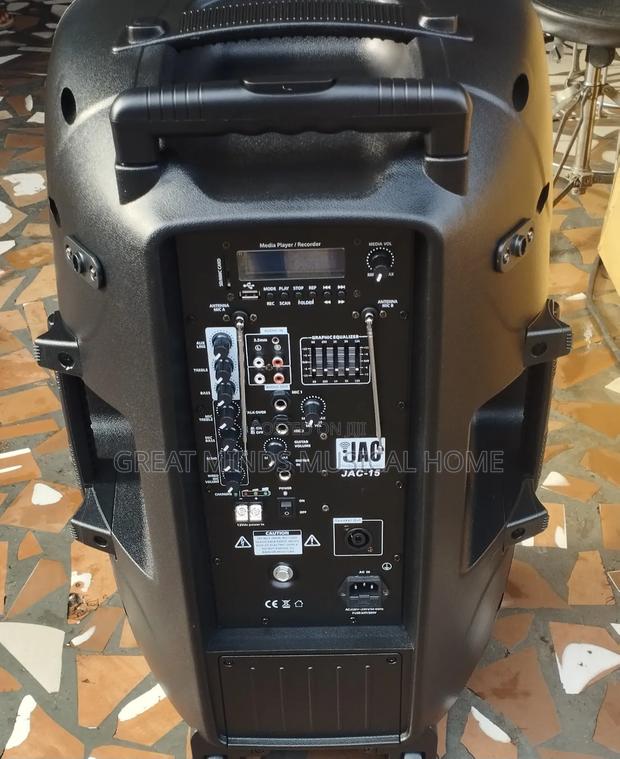 Jac 15" Rechargeable Bluetooth Speaker · Photo 4