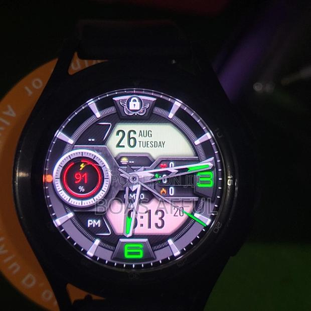 Samsung Galaxy Watch 4 Classic 42mm · Photo 2