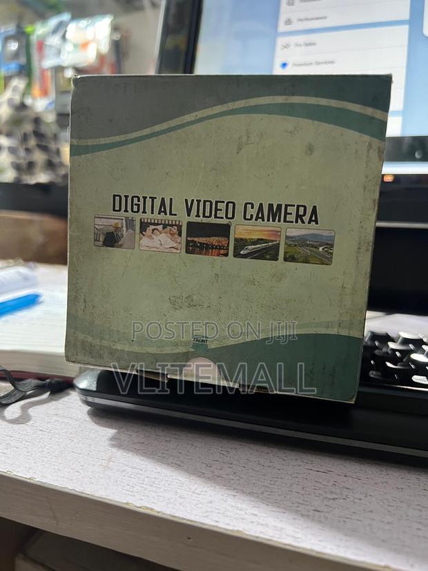 Digital Video Camera · Photo 1