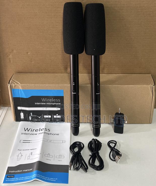 3 in 1 Wireless Interview Microphone Handheld Mic Outdoor · Photo 1