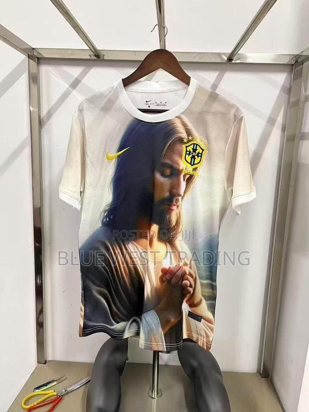 Brazil Christ The Redeemer Jersey _ Brazil Jersey · Photo 1