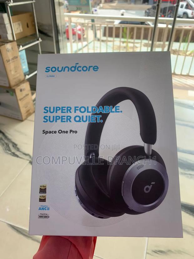 Soundcore Space One Pro · Photo 1