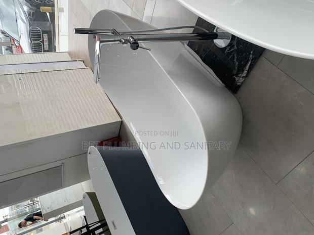 Aclyric Bathtub With Tap Complete_jacuzzi Bathtub · Photo 1