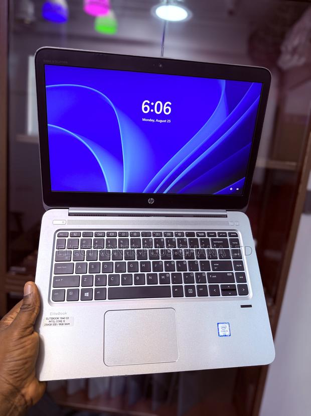 Laptop HP EliteBook Folio 1040 G3 8GB Intel Core i5 SSD 256GB · Photo 2