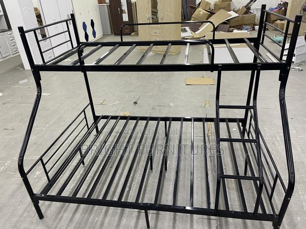 Bunk Bed/ Metal Double Down One and Half Top Bunk Bed · Photo 1