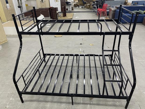 Bunk Bed/ Metal Double Down One and Half Top Bunk Bed · Photo 3